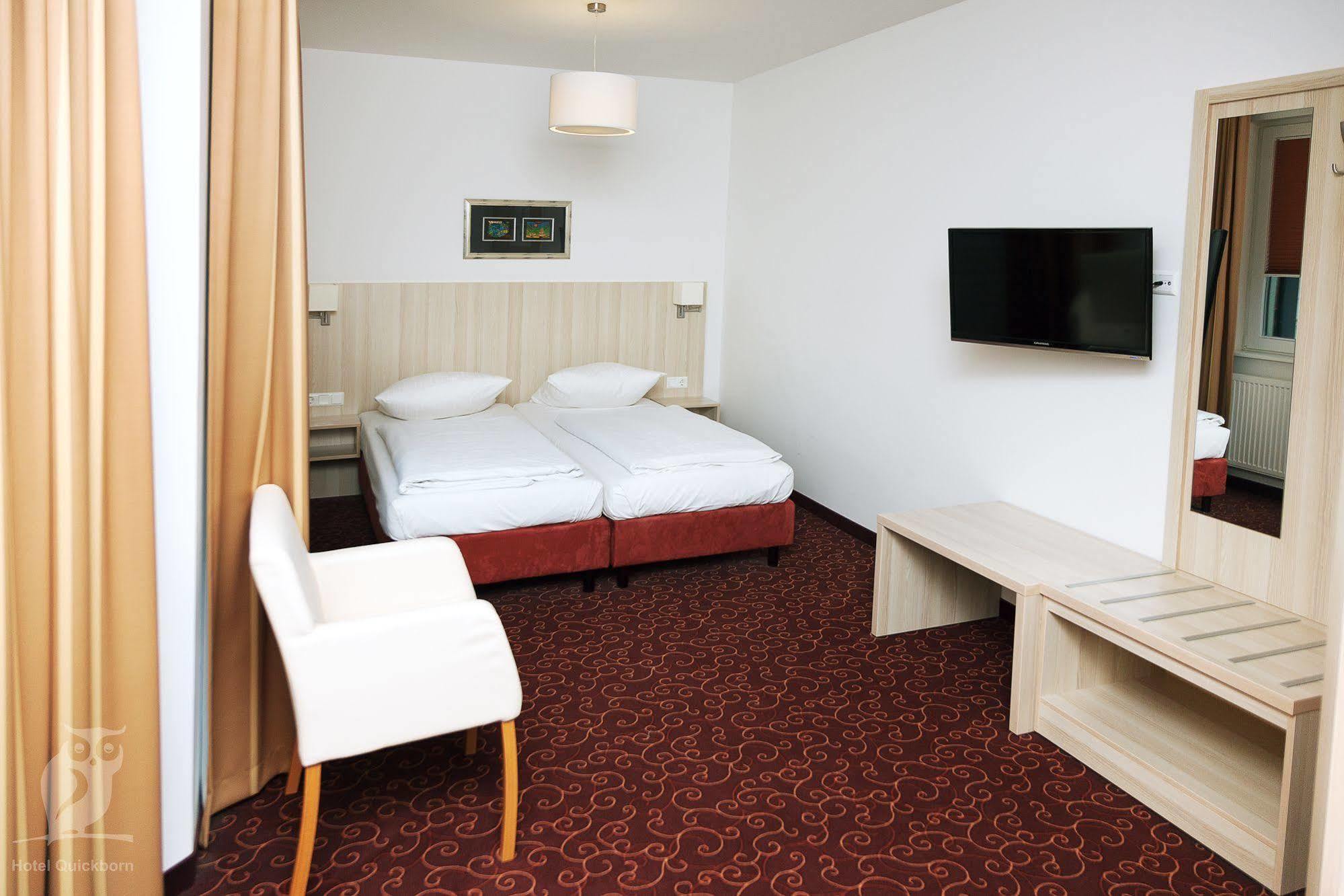 Hotel Quickborn & Gaestehaus Hesse Exterior foto