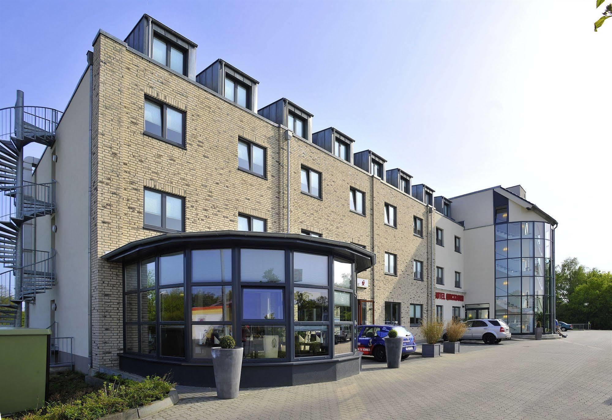 Hotel Quickborn & Gaestehaus Hesse Exterior foto